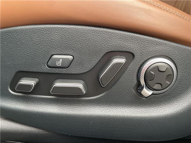 2025 Genesis GV70 2.5T Prestige (Stk: 12108099AA) in Concord - Image 25 of 50