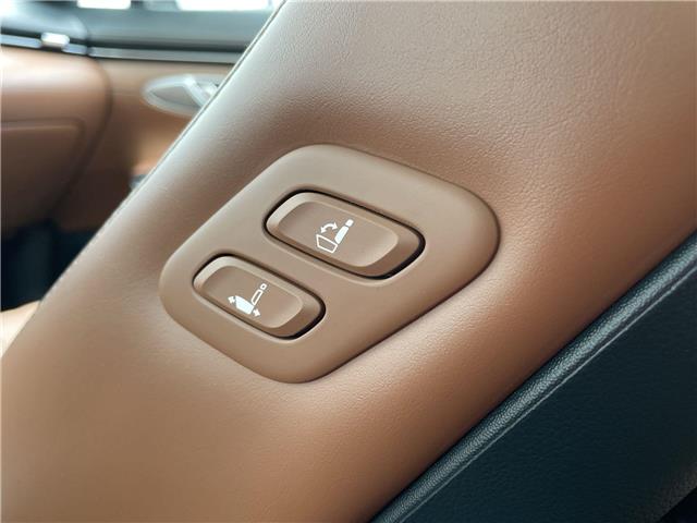 2025 Genesis GV70 2.5T Prestige (Stk: 12108099AA) in Concord - Image 29 of 50