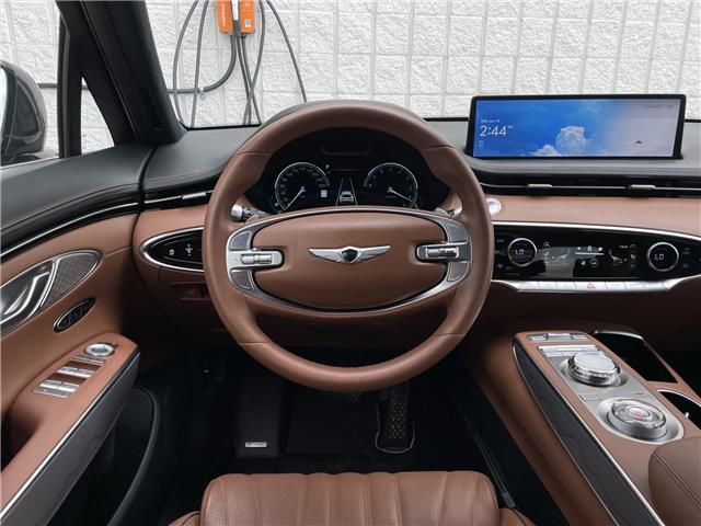 2025 Genesis GV70 2.5T Prestige (Stk: 12108099AA) in Concord - Image 30 of 50