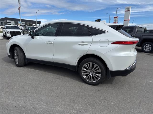 2023 Toyota Venza Limited (Stk: 3043968A) in Cranbrook - Image 3 of 20