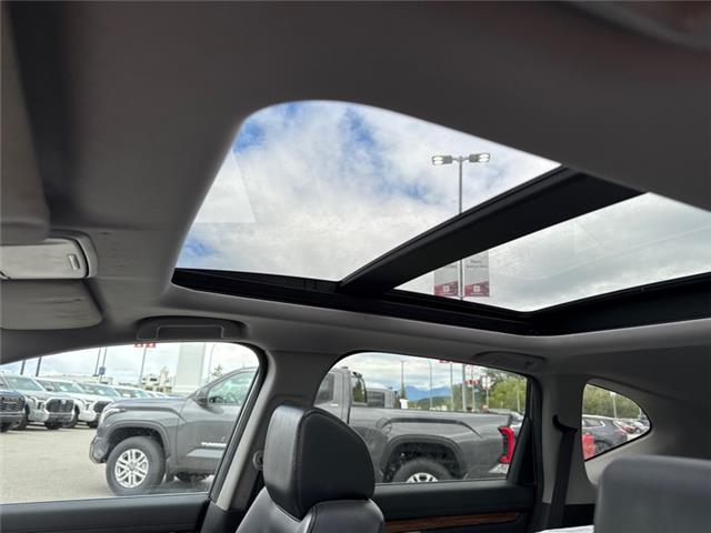 2017 Honda CR-V Touring (Stk: W260563M) in Cranbrook - Image 13 of 15