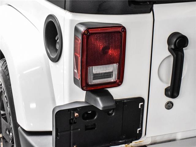 2013 Jeep Wrangler 4WD 2dr Sahara | HARDTOP | CLEAN CARFAX (Stk: 260564AA) in North York, - Image 9 of 21