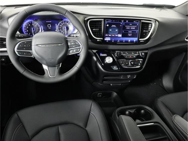 2027 Chrysler Grand Caravan SXT (Stk: 27T004) in Calgary - Image 17 of 19 2027 Chrysler Grand Caravan SXT (Stk: 27T004) in Calgary - Image 17 of 19