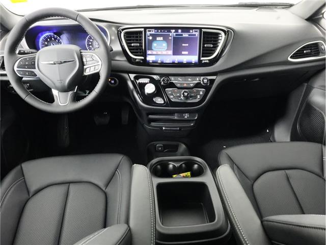 2026 Chrysler Grand Caravan SXT (Stk: 26T221) in Calgary - Image 11 of 19