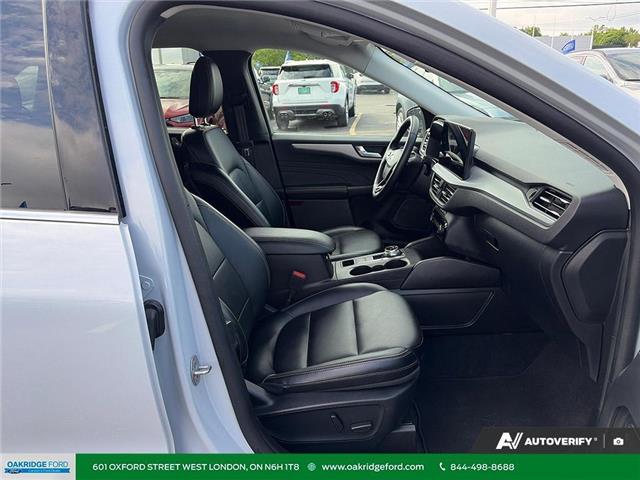 2025 Ford Escape Platinum (Stk: PV16641) in London - Image 26 of 29