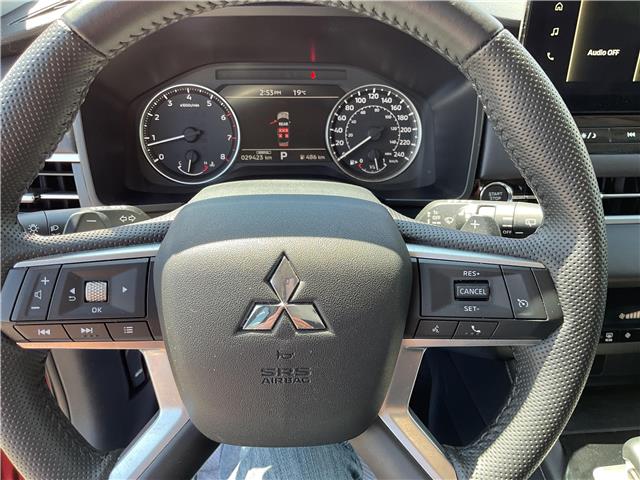 2025 Mitsubishi Outlander ES (Stk: 260720) in Ottawa - Image 12 of 33