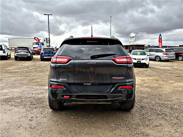 2016 Jeep Cherokee Trailhawk in Saskatoon - Image 6 of 10