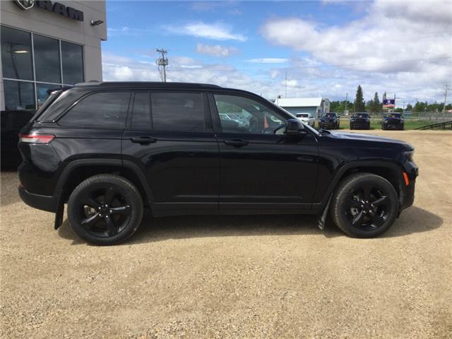 2023 Jeep Grand Cherokee Laredo (Stk: FF042A) in Swan River - Image 4 of 21