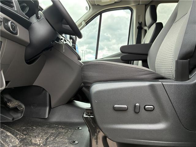 2025 Ford Transit-350 Passenger XLT (Stk: S01217) in Hague - Image 9 of 16