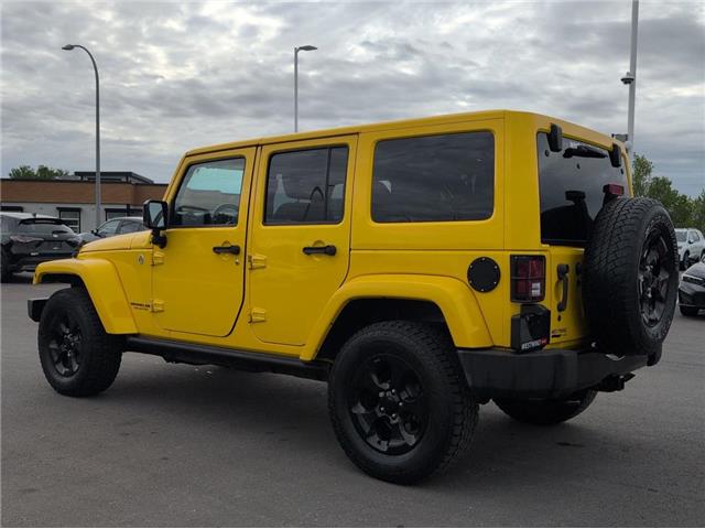 2015 Jeep Wrangler Unlimited Sahara (Stk: 4314D) in Lethbridge - Image 5 of 28