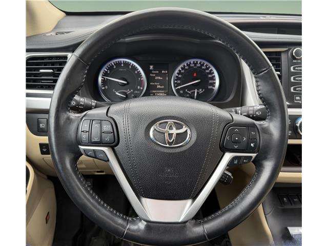 2017 Toyota Highlander  (Stk: 260273) in Kingston - Image 7 of 36