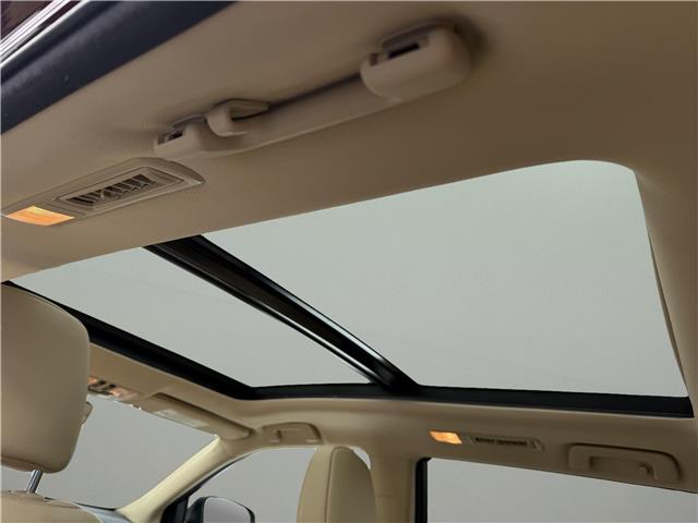 2017 Toyota Highlander  (Stk: 260273) in Kingston - Image 27 of 36