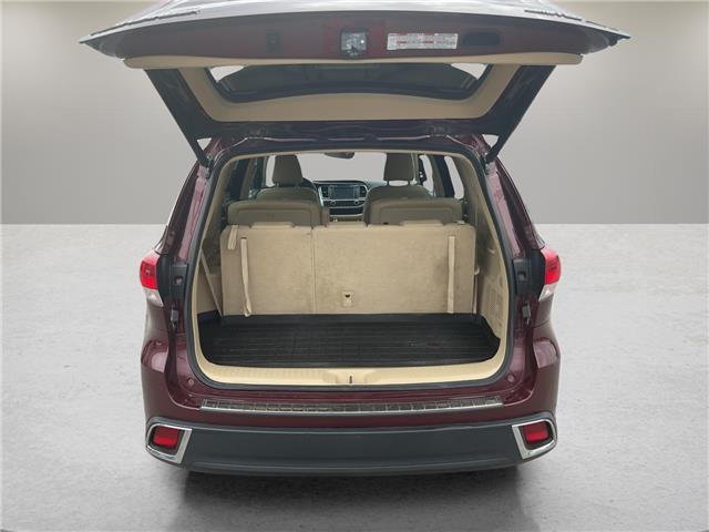 2017 Toyota Highlander  (Stk: 260273) in Kingston - Image 34 of 36