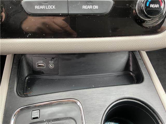 2018 Kia Sedona  (Stk: 251535A) in Kingston - Image 24 of 32