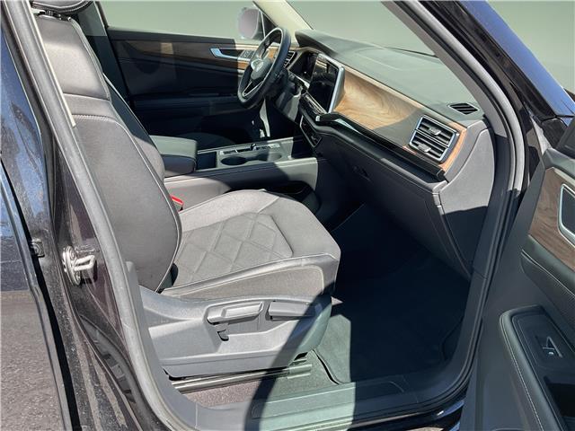 2024 Volkswagen Atlas 2.0 TSI Comfortline (Stk: 260488) in Kingston - Image 9 of 21