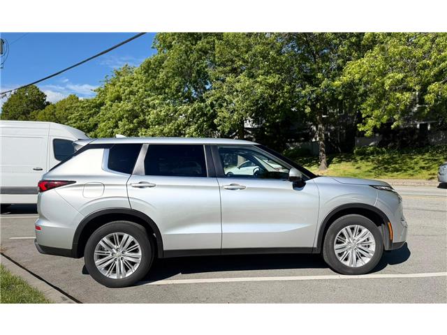 2024 Mitsubishi Outlander ES (Stk: 622793) in North Vancouver - Image 7 of 16