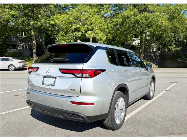 2024 Mitsubishi Outlander ES (Stk: 622793) in North Vancouver - Image 13 of 16