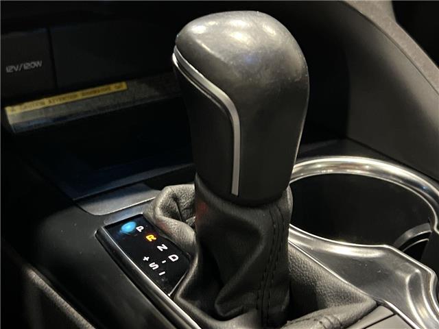 2020 Toyota Camry  (Stk: 14U7641) in Markham - Image 21 of 31