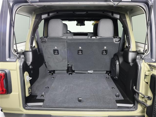 2025 Jeep Wrangler Sport (Stk: B21164) in Calgary - Image 10 of 22 2025 Jeep Wrangler Sport (Stk: B21164) in Calgary - Image 10 of 22