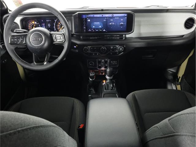 2025 Jeep Wrangler Sport (Stk: B21164) in Calgary - Image 13 of 22 2025 Jeep Wrangler Sport (Stk: B21164) in Calgary - Image 13 of 22