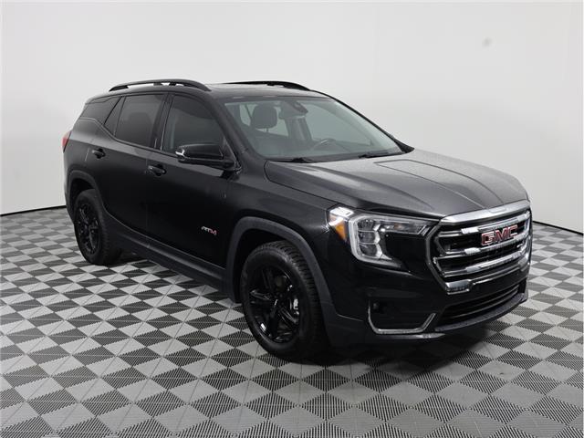 2022 GMC Terrain AT4 (Stk: A21180) in Calgary - Image 3 of 24 2022 GMC Terrain AT4 (Stk: A21180) in Calgary - Image 3 of 24