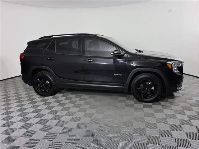 2022 GMC Terrain AT4 (Stk: A21180) in Calgary - Image 5 of 24 2022 GMC Terrain AT4 (Stk: A21180) in Calgary - Image 5 of 24