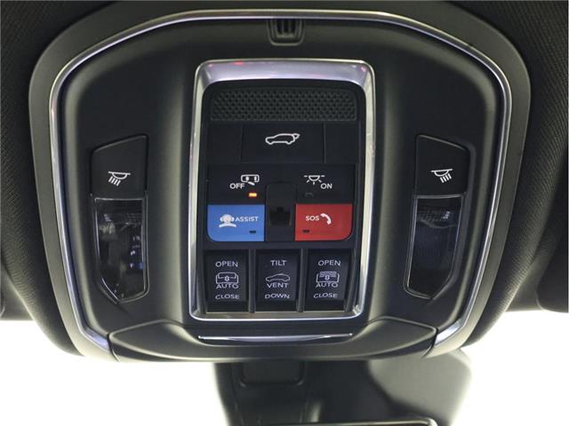 2026 Jeep Grand Cherokee Base (Stk: 26J132) in Calgary - Image 13 of 20