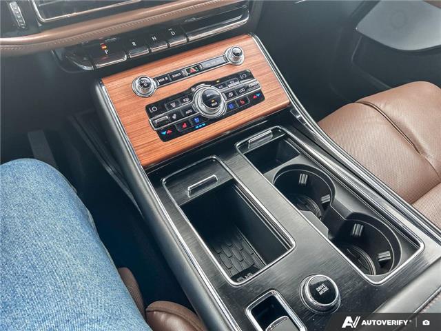 2020 Lincoln Aviator Reserve (Stk: AFL00H2792) in Hamilton - Image 13 of 19
