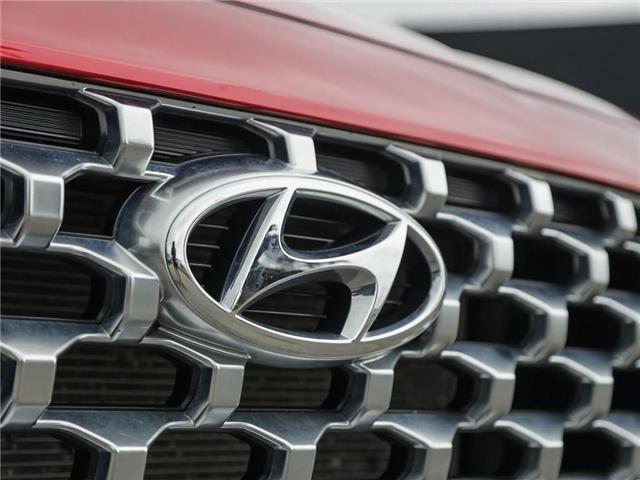 2022 Hyundai Santa Fe Preferred w/Trend Package (Stk: 110744) in London - Image 9 of 26