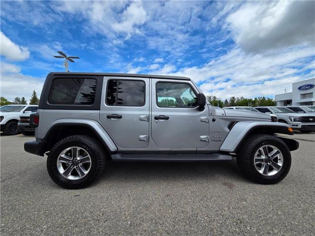 2020 Jeep Wrangler Unlimited Sahara (Stk: T25718A) in Calgary - Image 5 of 16