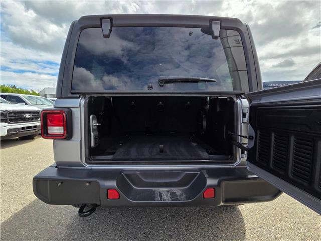 2020 Jeep Wrangler Unlimited Sahara (Stk: T25718A) in Calgary - Image 9 of 16