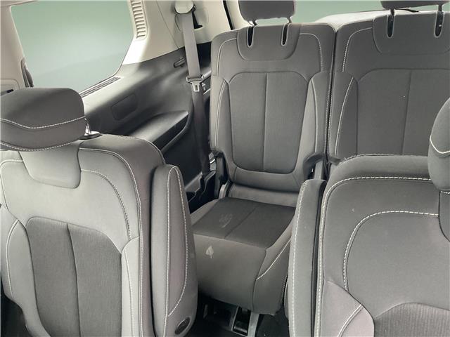2023 Jeep Grand Cherokee L Laredo (Stk: 260237) in Kingston - Image 12 of 22