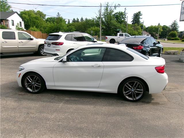 2018 BMW 230i xDrive in Kitchener - Image 3 of 24