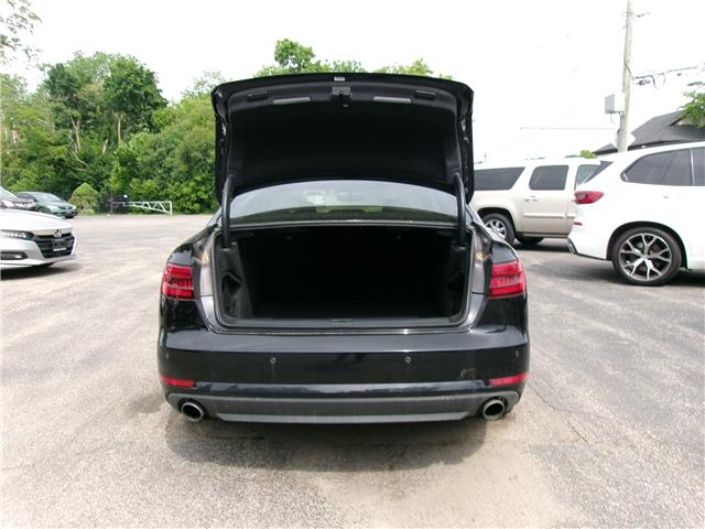 2017 Audi A4 2.0T Technik in Kitchener - Image 17 of 28 2017 Audi A4 2.0T Technik in Kitchener - Image 17 of 28