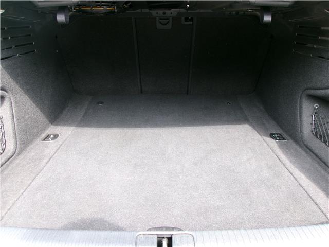2017 Audi A4 2.0T Technik in Kitchener - Image 18 of 28 2017 Audi A4 2.0T Technik in Kitchener - Image 18 of 28