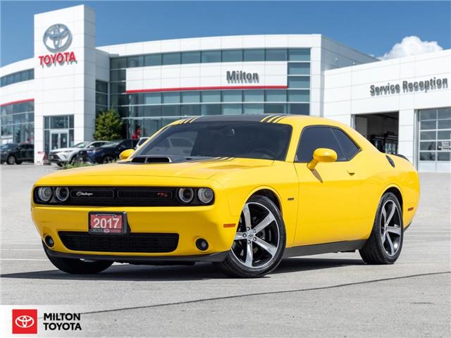2017 Dodge Challenger R/T (Stk: 619503) in Milton - Image 1 of 29