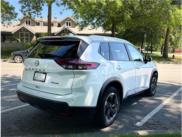2024 Nissan Rogue SV Moonroof (Stk: 424545) in North Vancouver - Image 8 of 21