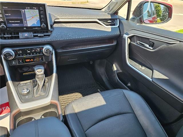2021 Toyota RAV4 Hybrid Limited (Stk: 26354A) in Bowmanville - Image 18 of 30