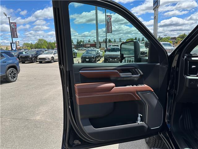 2026 GMC Sierra 2500HD Denali Ultimate (Stk: F250223) in Newmarket - Image 10 of 17