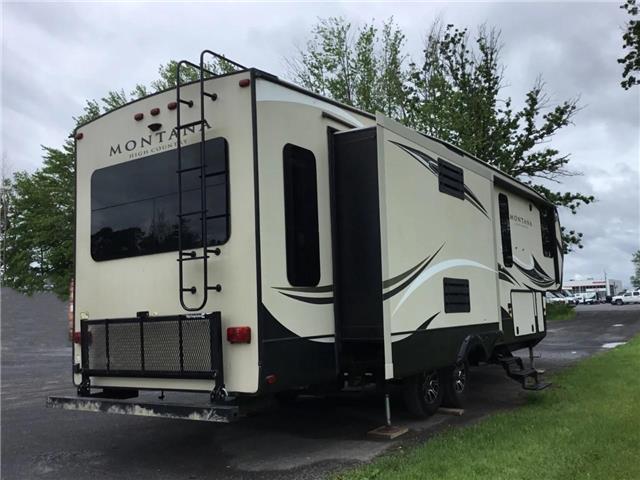 2018 Keystone Montana High Country (Stk: 26391G) in Cornwall - Image 7 of 30