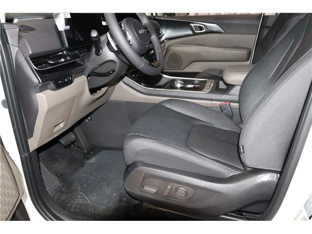 2026 Kia Carnival Hybrid LX+ (Stk: 27294) in Edmonton - Image 10 of 26