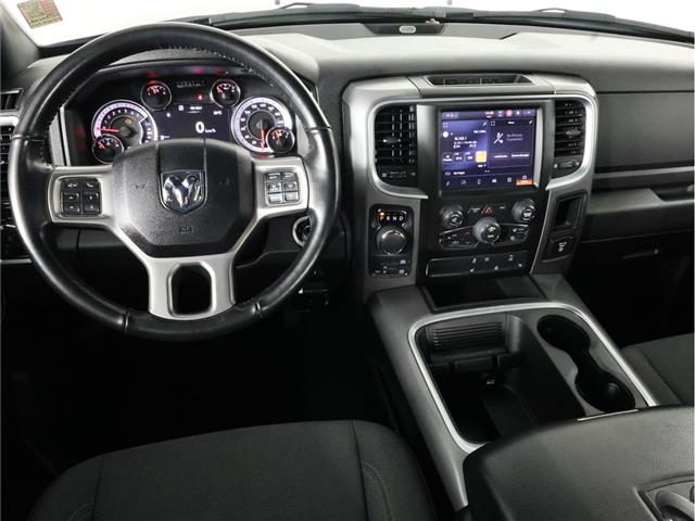 2022 RAM 1500 Classic SLT (Stk: 25T324A) in Calgary - Image 11 of 19