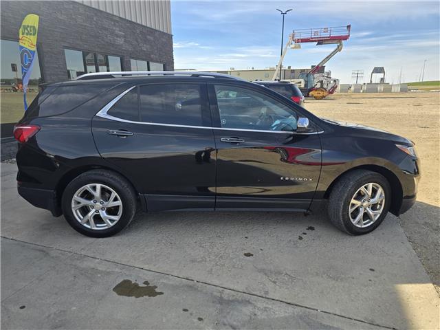 2019 Chevrolet Equinox Premier in Saskatoon - Image 4 of 11