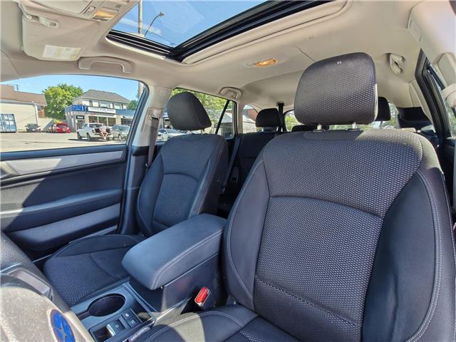 2019 Subaru Outback 3.6R Touring in Ottawa - Image 4 of 22