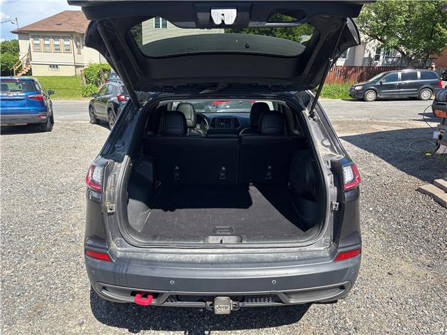 2019 Jeep Cherokee Trailhawk (Stk: ZTRAIL) in Sudbury - Image 10 of 17