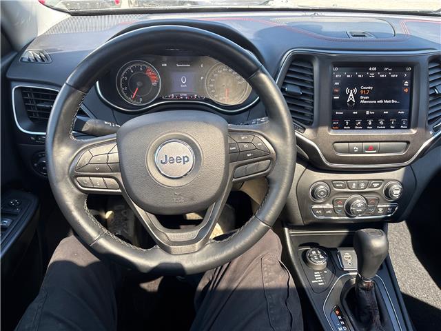 2019 Jeep Cherokee Trailhawk (Stk: ZTRAIL) in Sudbury - Image 16 of 17