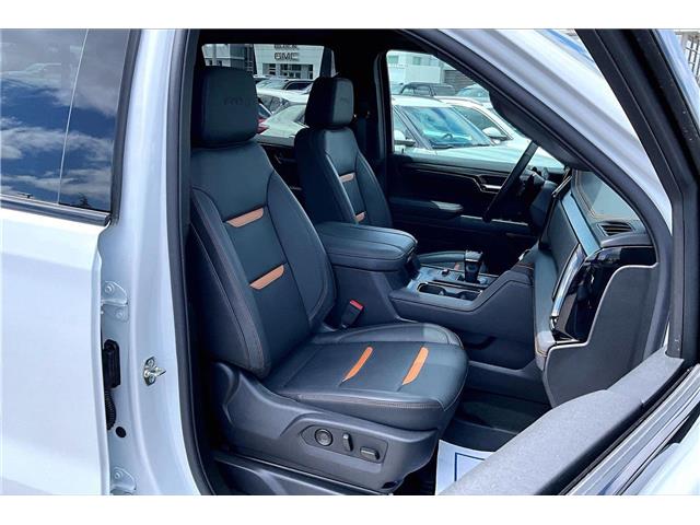 2026 GMC Sierra 1500 AT4 (Stk: 51315U) in Calgary - Image 7 of 35
