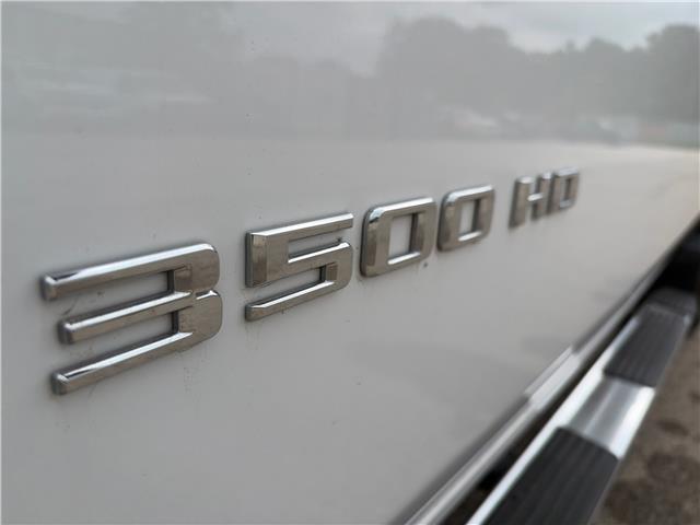 2023 Chevrolet Silverado 3500HD High Country in Paisley - Image 9 of 13