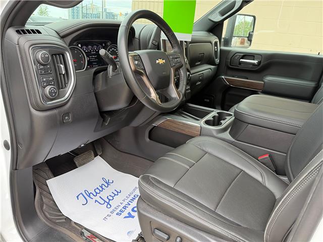 2023 Chevrolet Silverado 3500HD High Country in Paisley - Image 10 of 13
