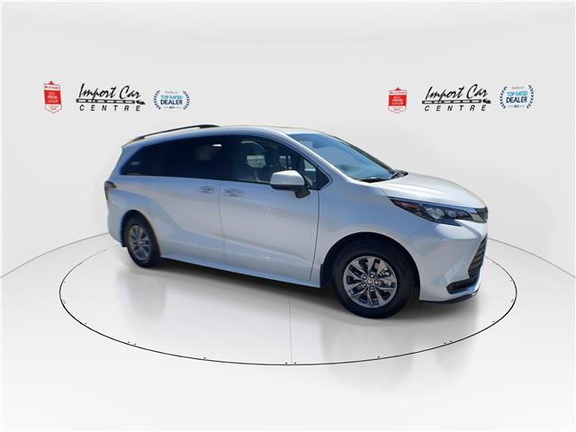 2026 Toyota Sienna XLE 8-Passenger (Stk: 319843) in Ottawa - Image 2 of 25